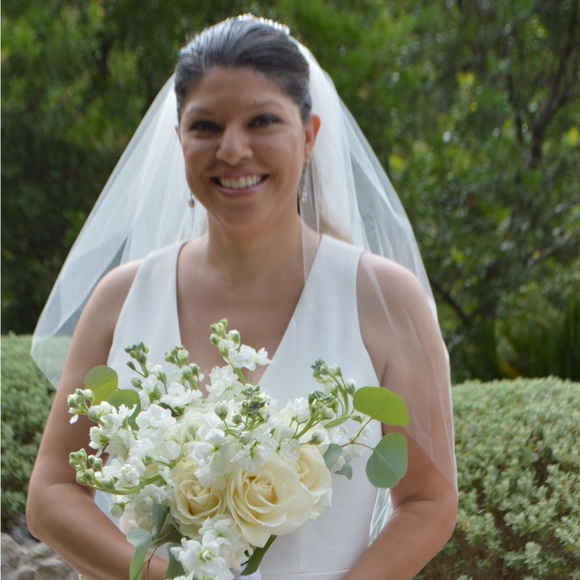 Meet your Posher, Cassie - Picture 5 of 7